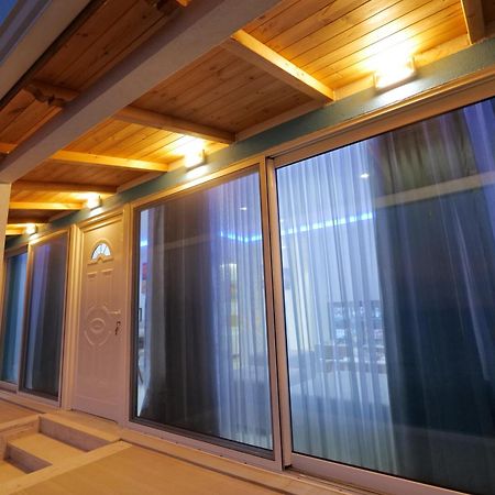 סרנדה Twins Villa מראה חיצוני תמונה